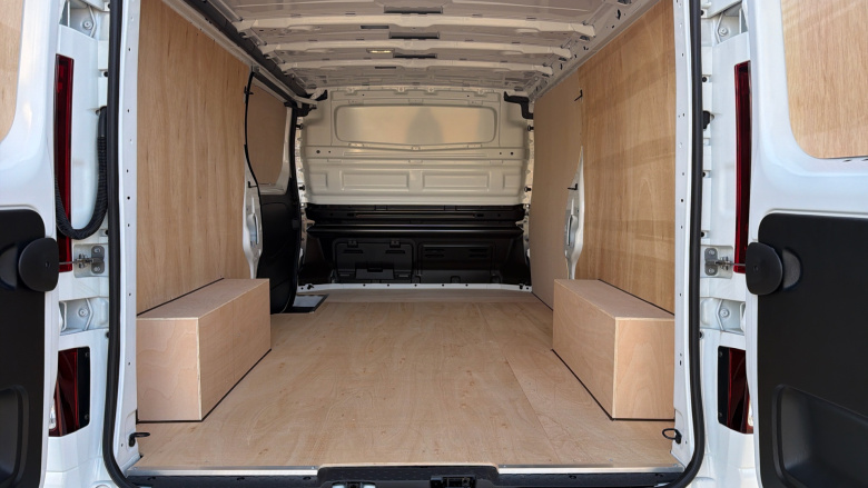 Renault Trafic Lwb Diesel LL30 Blue dCi 150 Extra [Safety] Van